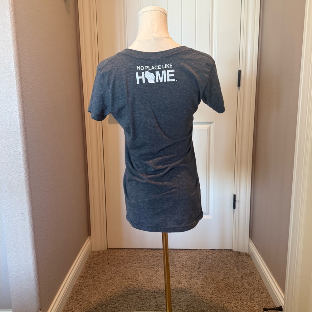 Wisconsin Gray HOME Graphic Tee - Picture 3 of 4